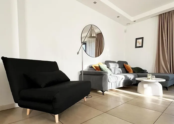 דירה Alvar צ'סטוצ'ובה